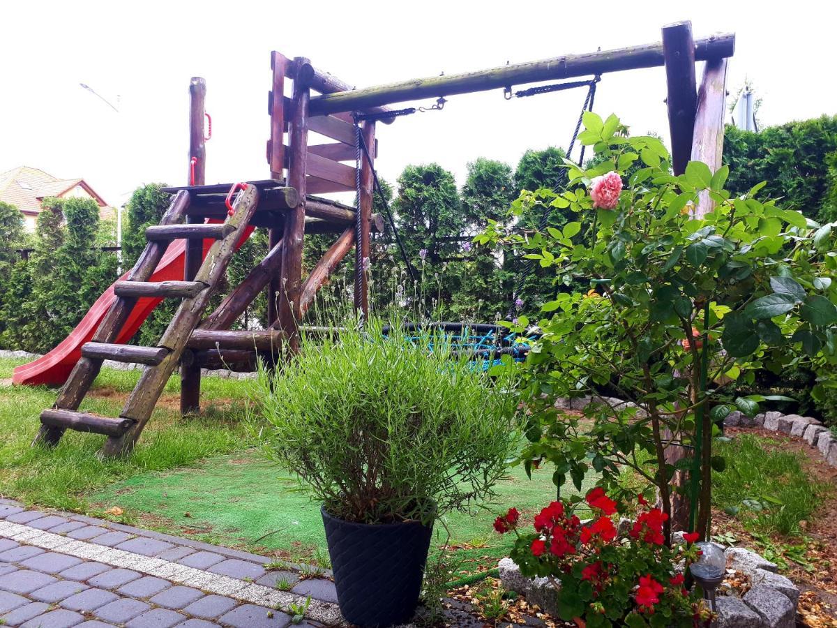 Pokoje I Domek Letniskowy Pod Kasztanem Jastarnia Buitenkant foto