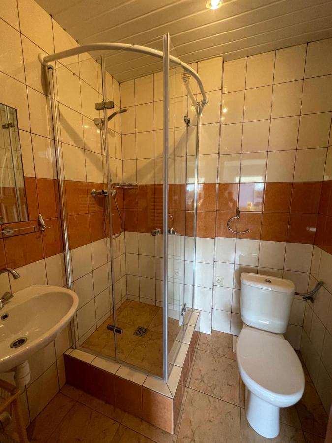 Pokoje I Domek Letniskowy Pod Kasztanem Jastarnia Buitenkant foto