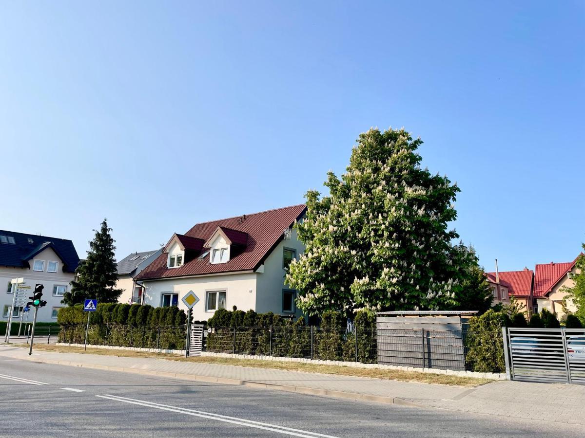Pokoje I Domek Letniskowy Pod Kasztanem Jastarnia Buitenkant foto